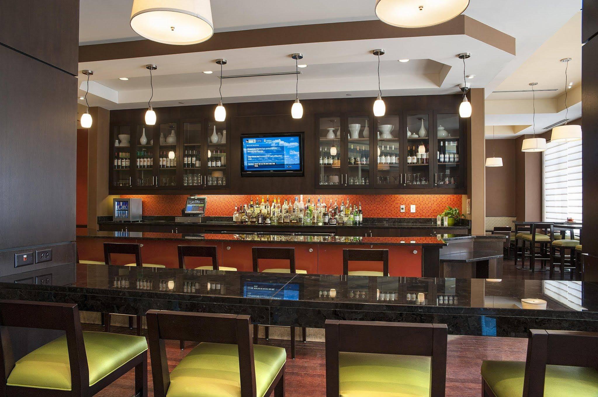 Hilton Garden Inn Minneapolis Downtown Extérieur photo