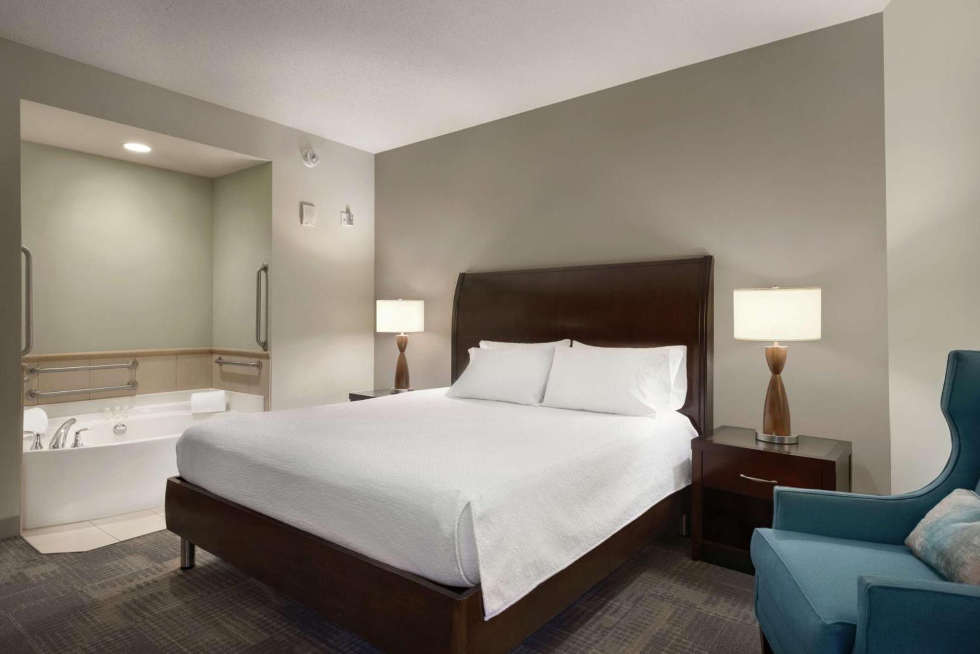 Hilton Garden Inn Minneapolis Downtown Extérieur photo