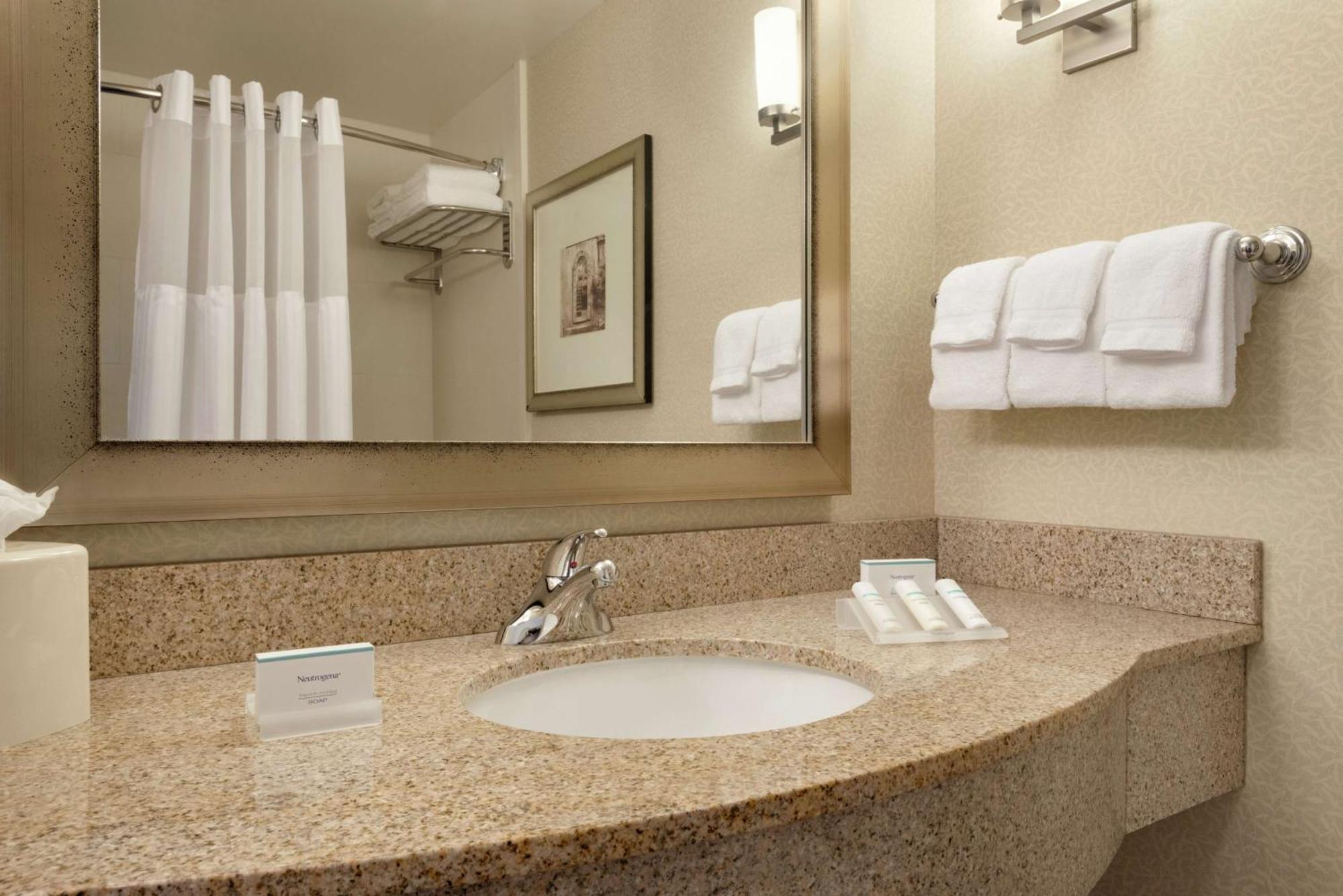 Hilton Garden Inn Minneapolis Downtown Extérieur photo