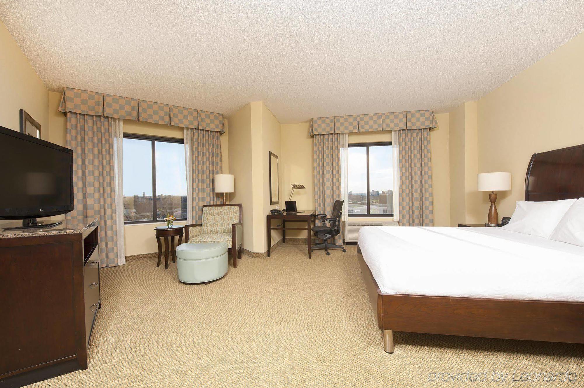 Hilton Garden Inn Minneapolis Downtown Extérieur photo